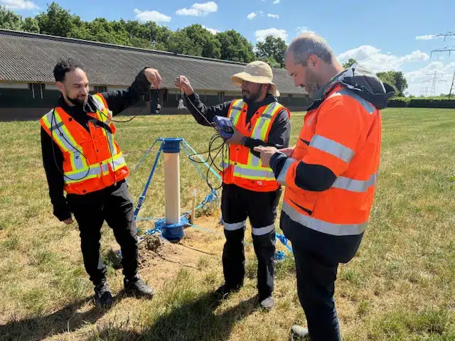 Non-Invasive Mains Pipeline Inspection